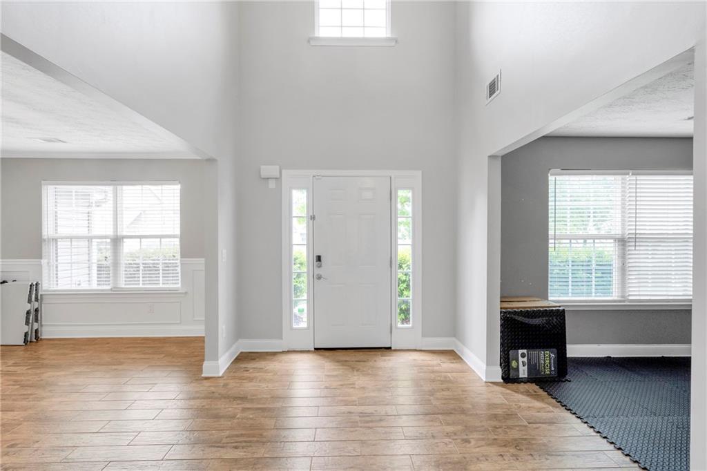 709 Roxholly Lane Northeast Buford, GA 30518 - Photo 4 of 35