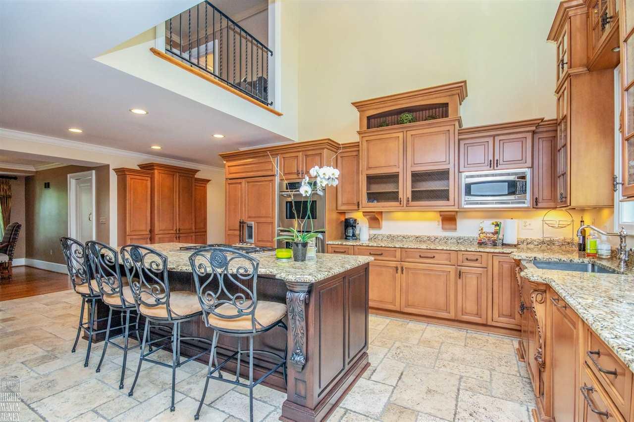 1015 Yorkshire Road Grosse Pointe Park, MI 48230 - Photo 9 of 40