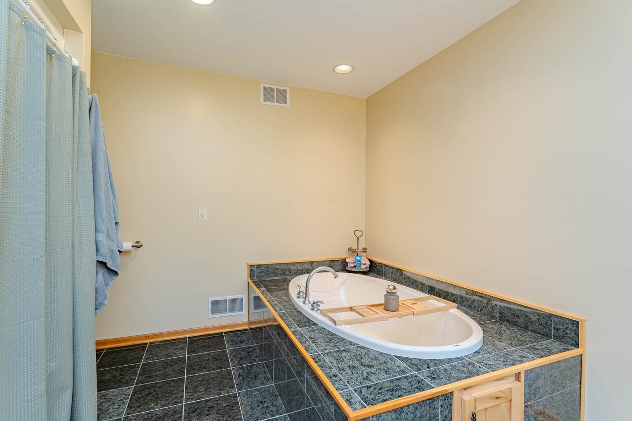 161008 Granite Road Wausau, WI 54403 - Photo 45 of 57