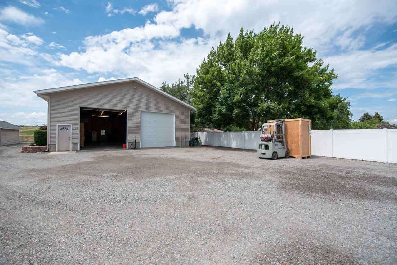 1202 South Henry Road Greenacres, WA 99016 - Photo 17 of 20 Gallery Image 17