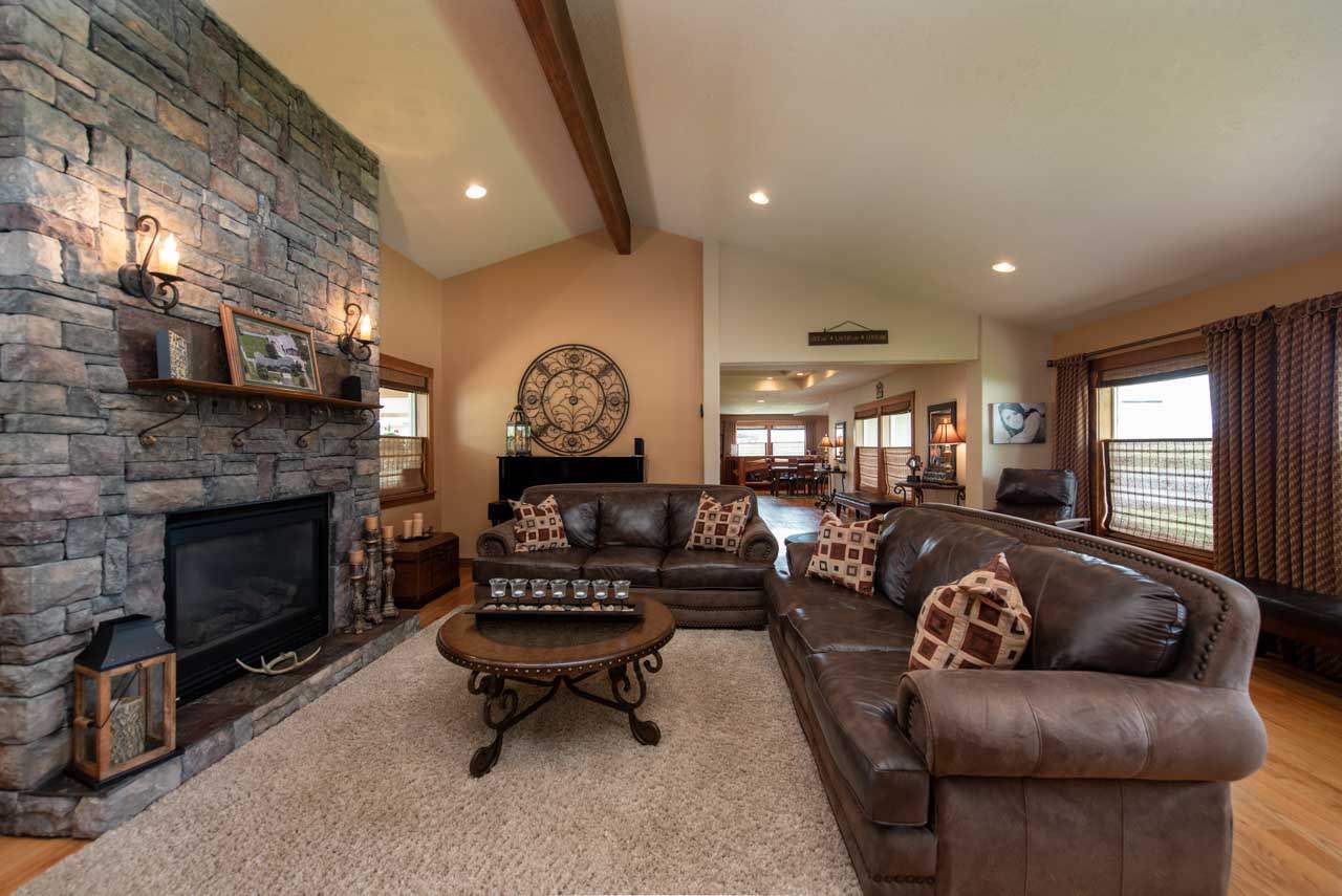 1202 South Henry Road Greenacres, WA 99016 - Photo 5 of 20 Gallery Image 5