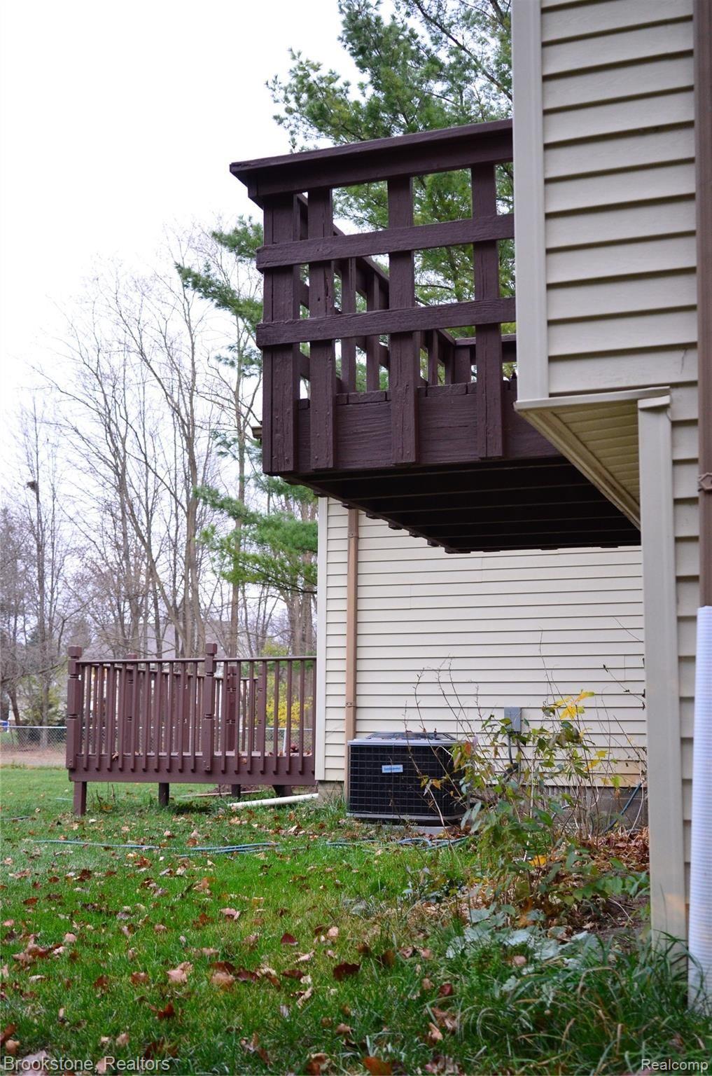 8200 Foster Road Clarkston, MI 48346 - Photo 19 of 20 DSC_0018.JPG