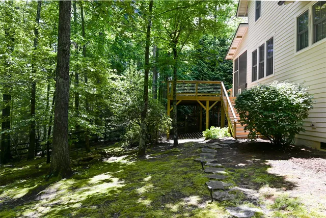 $1,175,000 | 1 East Owl Creek Lane, Fairview, NC 28730