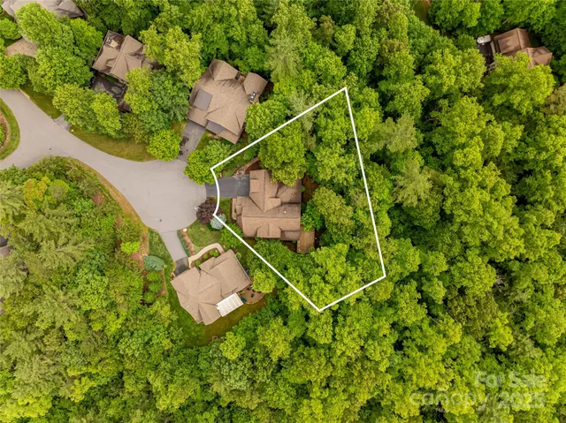 $1,175,000 | 1 East Owl Creek Lane, Fairview, NC 28730
