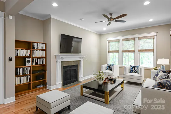 $1,175,000 | 1 East Owl Creek Lane, Fairview, NC 28730