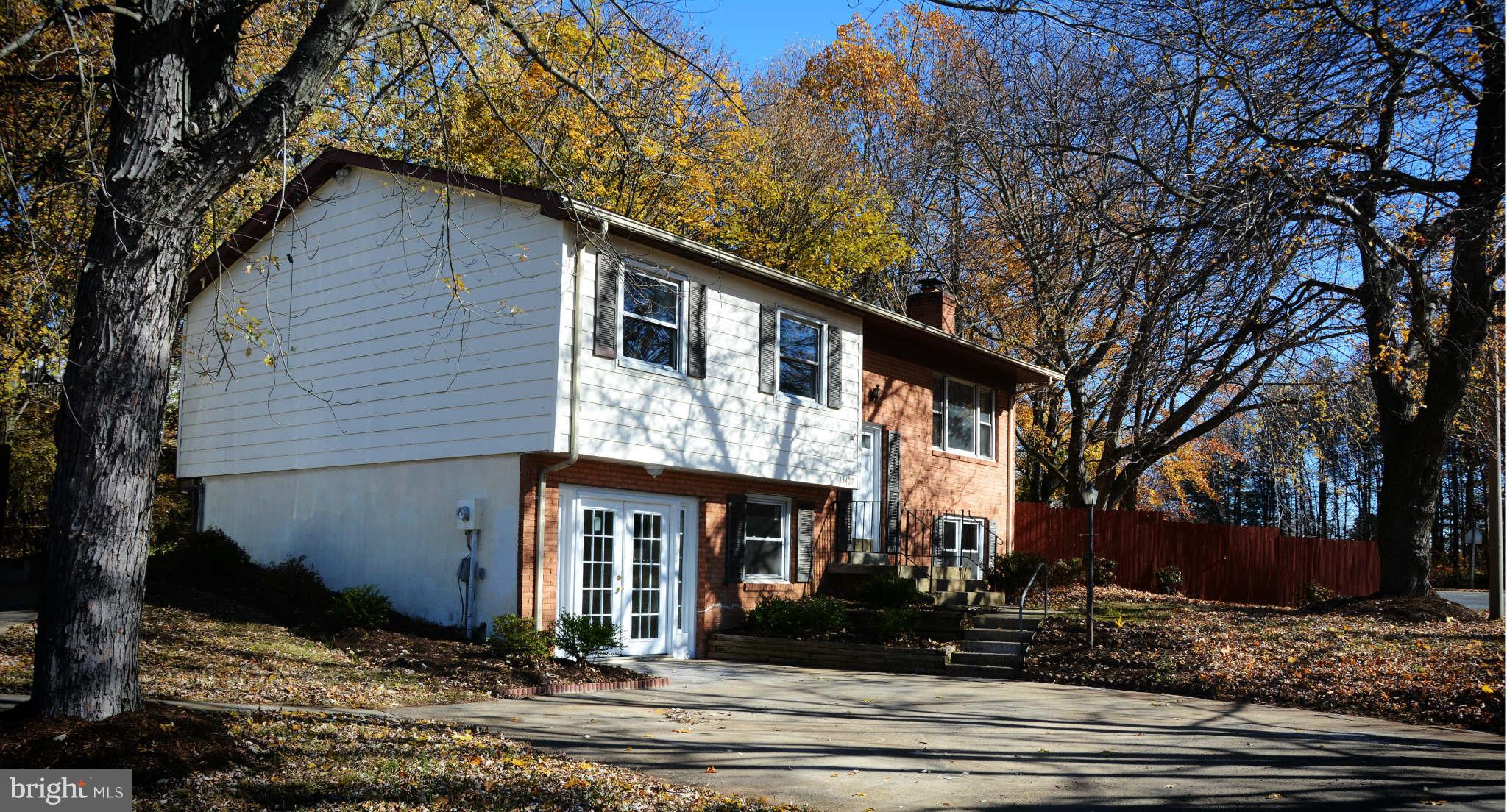 13427 Delaney Road Woodbridge, VA 22193 - Photo 1 of 19 Exterior (General)