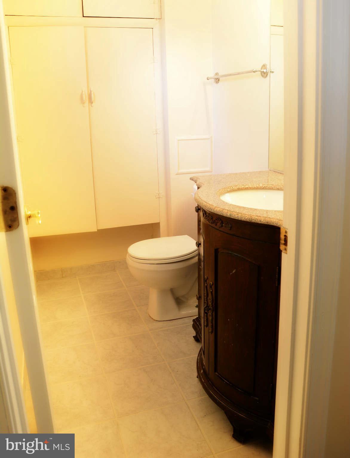 13427 Delaney Road Woodbridge, VA 22193 - Photo 13 of 19 Bath (Master)
