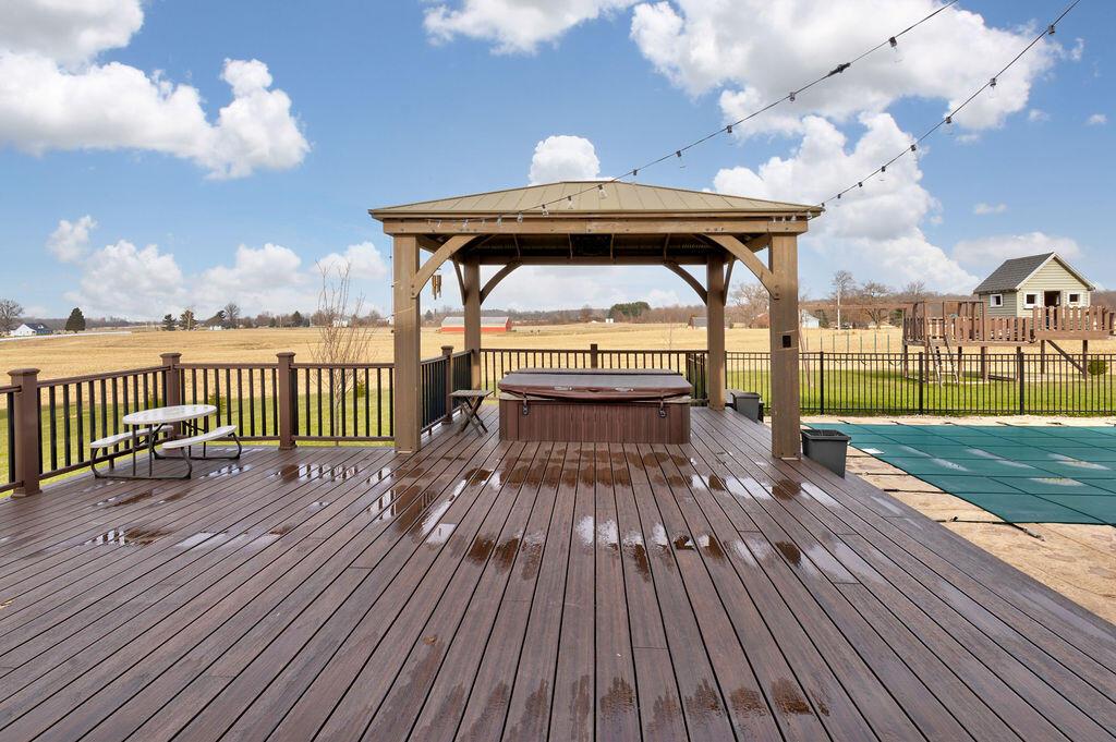 4045 Russell Road Mount Gilead, OH 43338 - Photo 57 of 74 DECK/HOT TUB