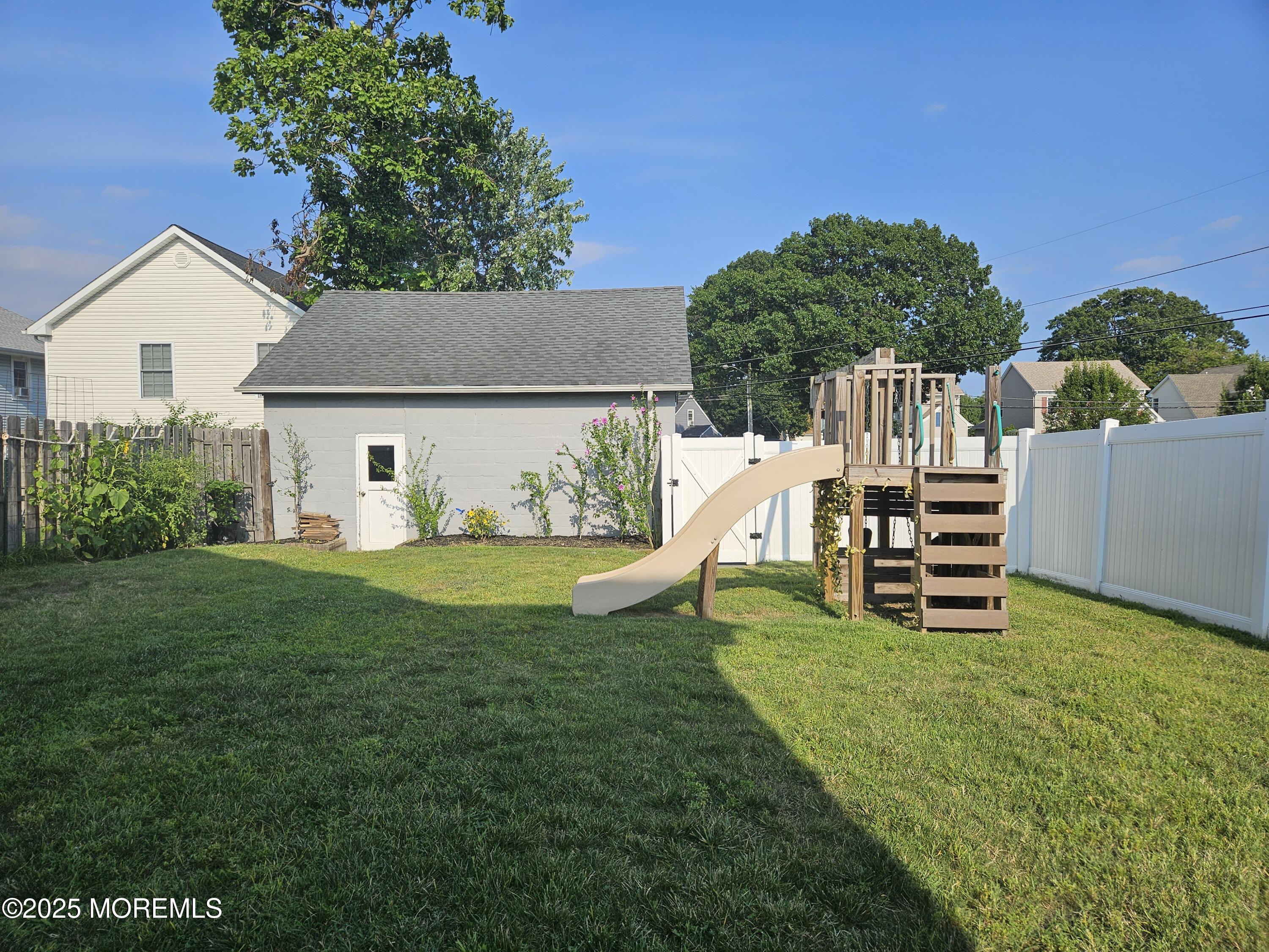 127 Chingarora Avenue Keyport, NJ 07735 - Photo 21 of 51 20250724_171722