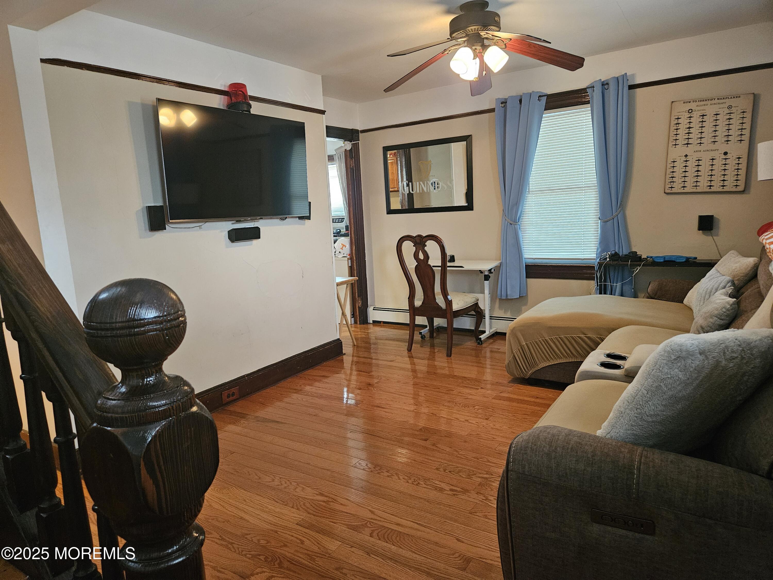 127 Chingarora Avenue Keyport, NJ 07735 - Photo 28 of 51 livingroom