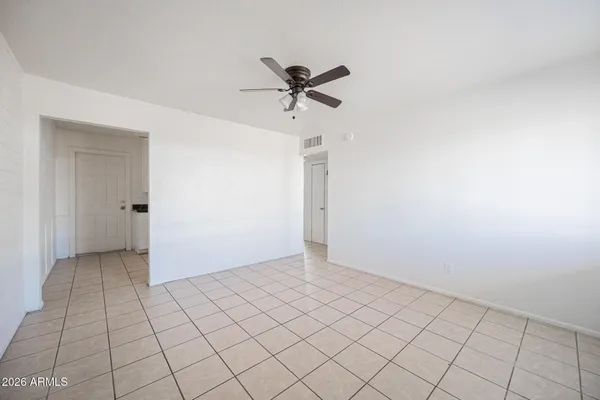 $1,095 | 1915 North 26th Place, Unit 4, Phoenix, AZ 85008