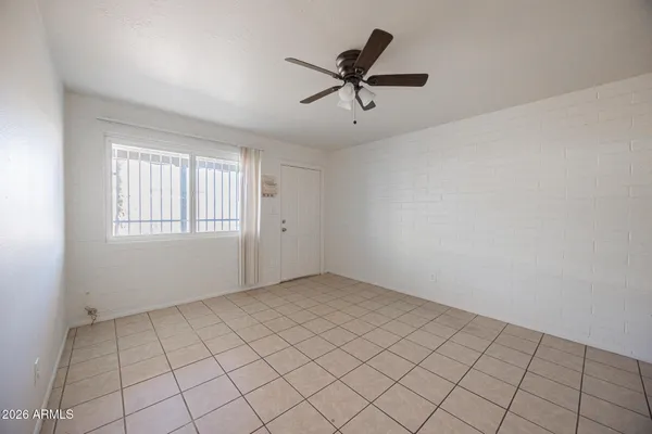 $1,095 | 1915 North 26th Place, Unit 4, Phoenix, AZ 85008