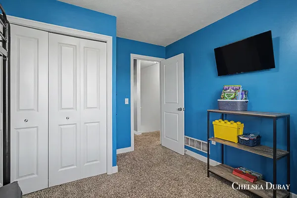 $615,000 | 4125 Kroes Street Northeast, Rockford, MI 49341