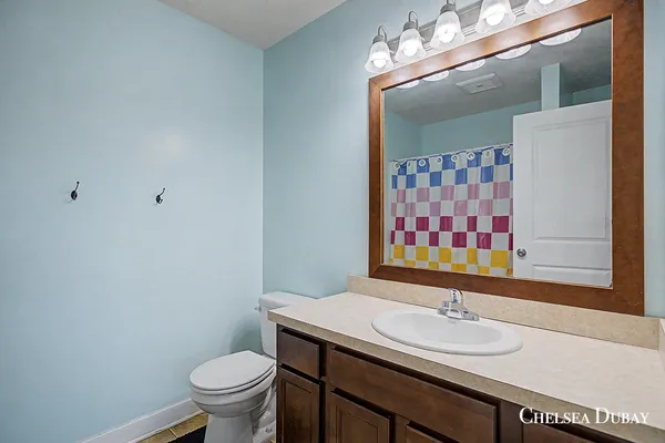 $615,000 | 4125 Kroes Street Northeast, Rockford, MI 49341
