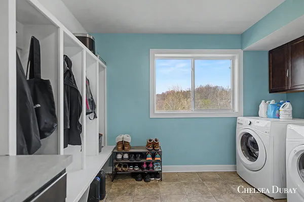 $615,000 | 4125 Kroes Street Northeast, Rockford, MI 49341