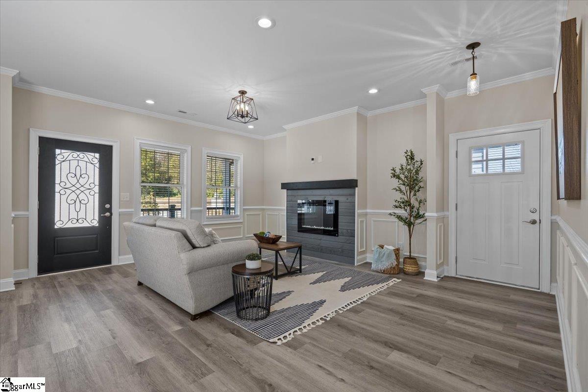 111 Carter Street Greenville, SC 29607 - Photo 4 of 33 Gallery Image 4