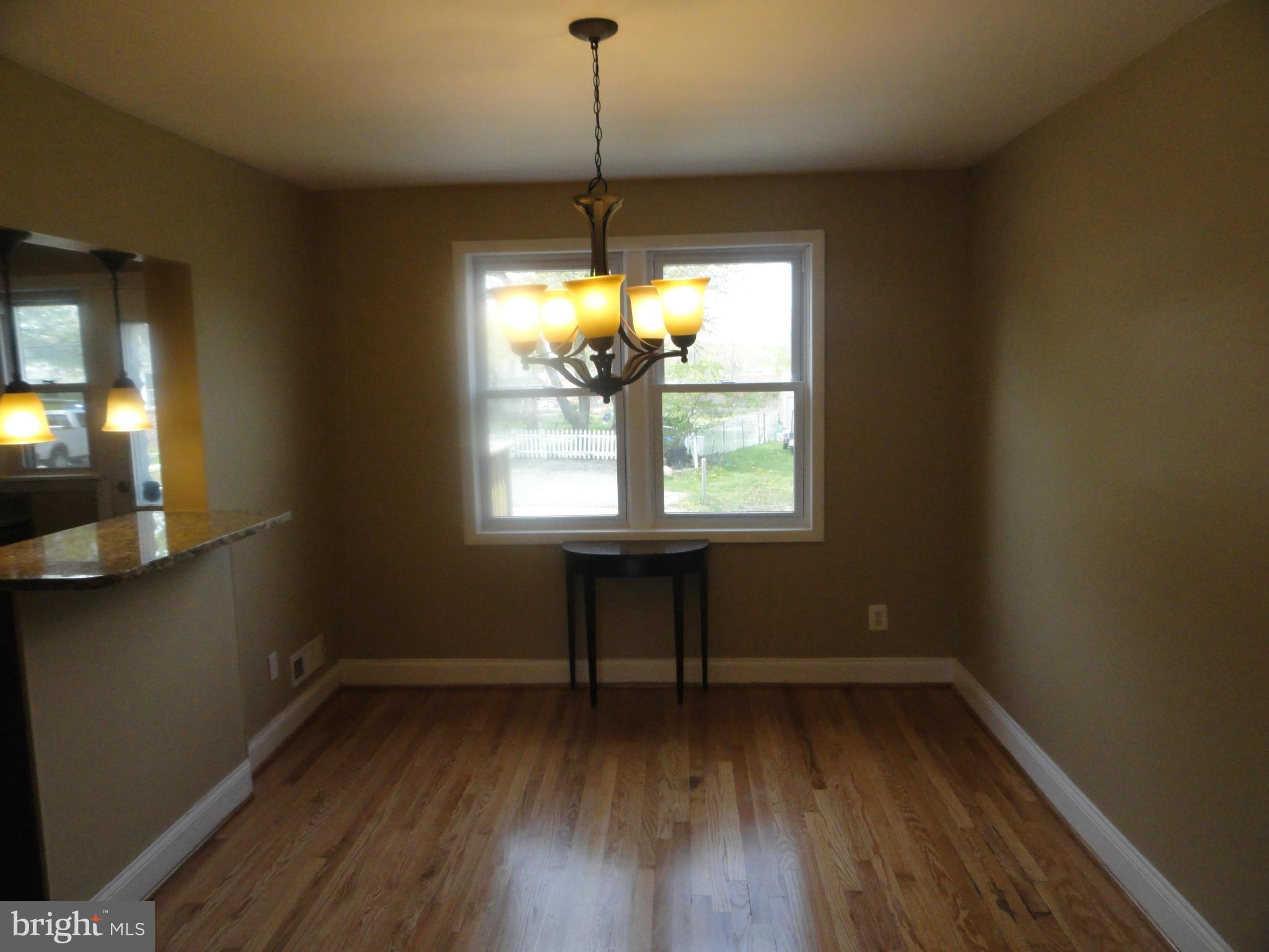 608 Middlesex Road Baltimore, MD 21221 - Photo 24 of 26 Dining Room