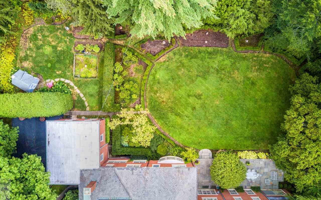 168 Stephens Road Grosse Pointe Farms, MI 48236 - Photo 5 of 49