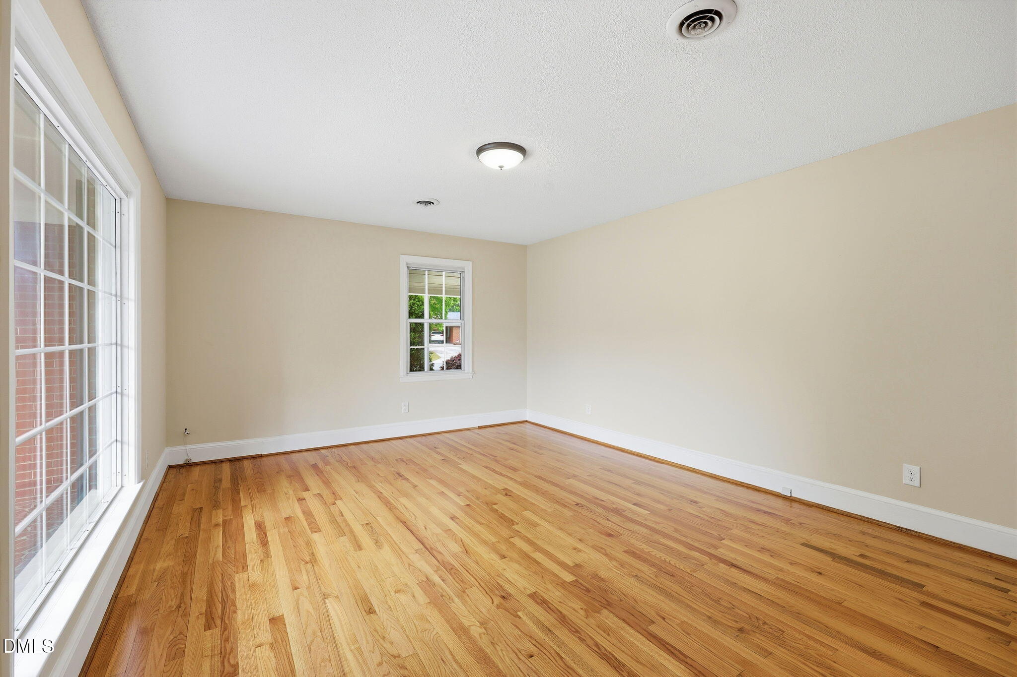 3801 West Allen Street West Raleigh, NC 27603 - Photo 7 of 34 15-web-or-mls-IMG_3325