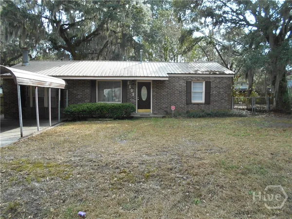 $1,800 | 5505 Betty Drive, Savannah, GA 31406