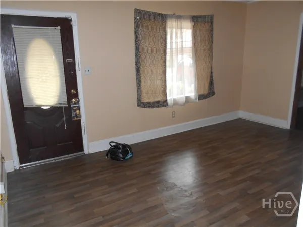$1,800 | 5505 Betty Drive, Savannah, GA 31406