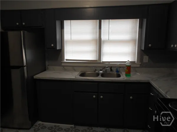 $1,800 | 5505 Betty Drive, Savannah, GA 31406