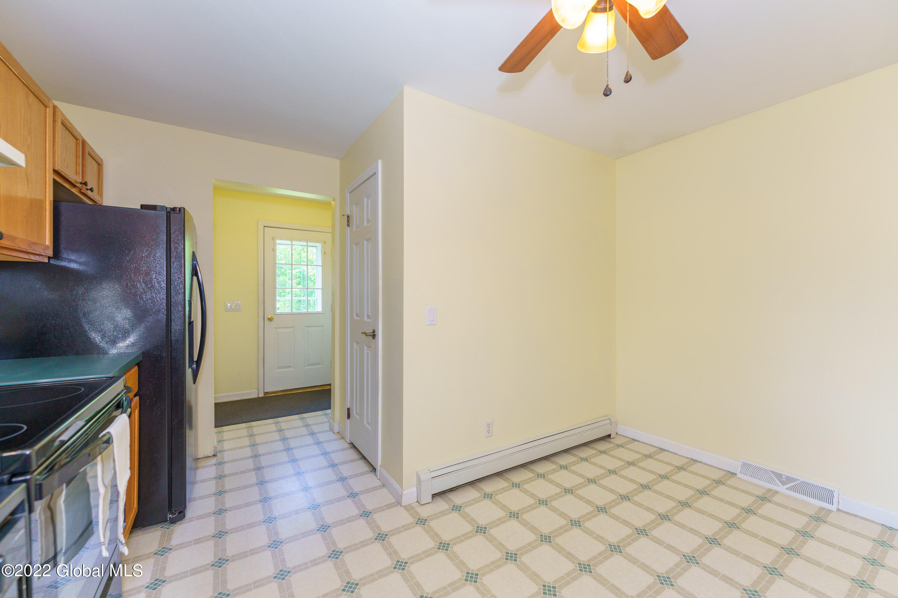 77 Russell Road Greenfield, NY 12833 - Photo 16 of 47 2 Kitchen 8