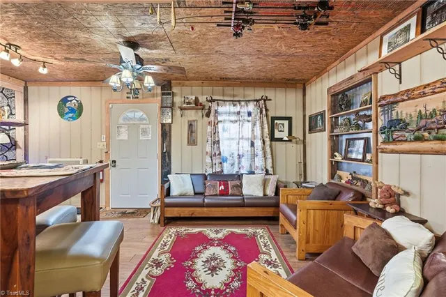 $424,900 | 960 Riverview Road, Spencer, VA 24165