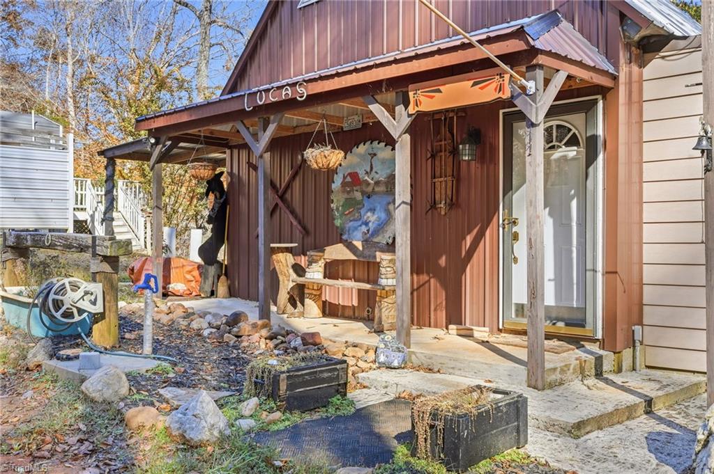 960 Riverview Road Spencer, VA 24165 - Photo 2 of 50