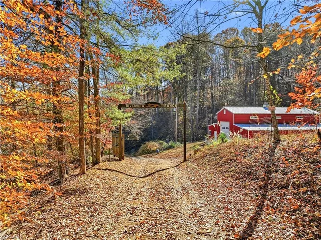 $424,900 | 960 Riverview Road, Spencer, VA 24165