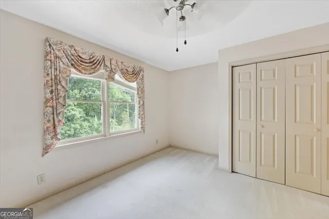 a view of empty room