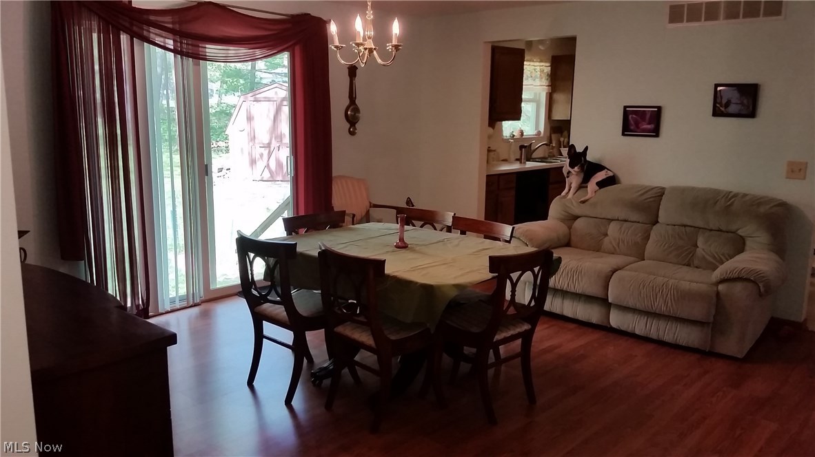 2123 Conwill Road Stow, OH 44224 - Photo 8 of 24 The dining room leads to the kitchen.