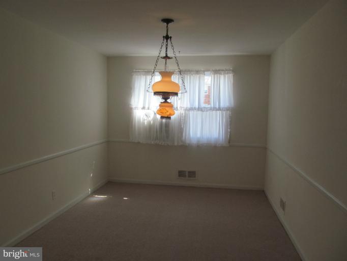 5543 Channing Road Baltimore, MD 21229 - Photo 1 of 13 Dining Room