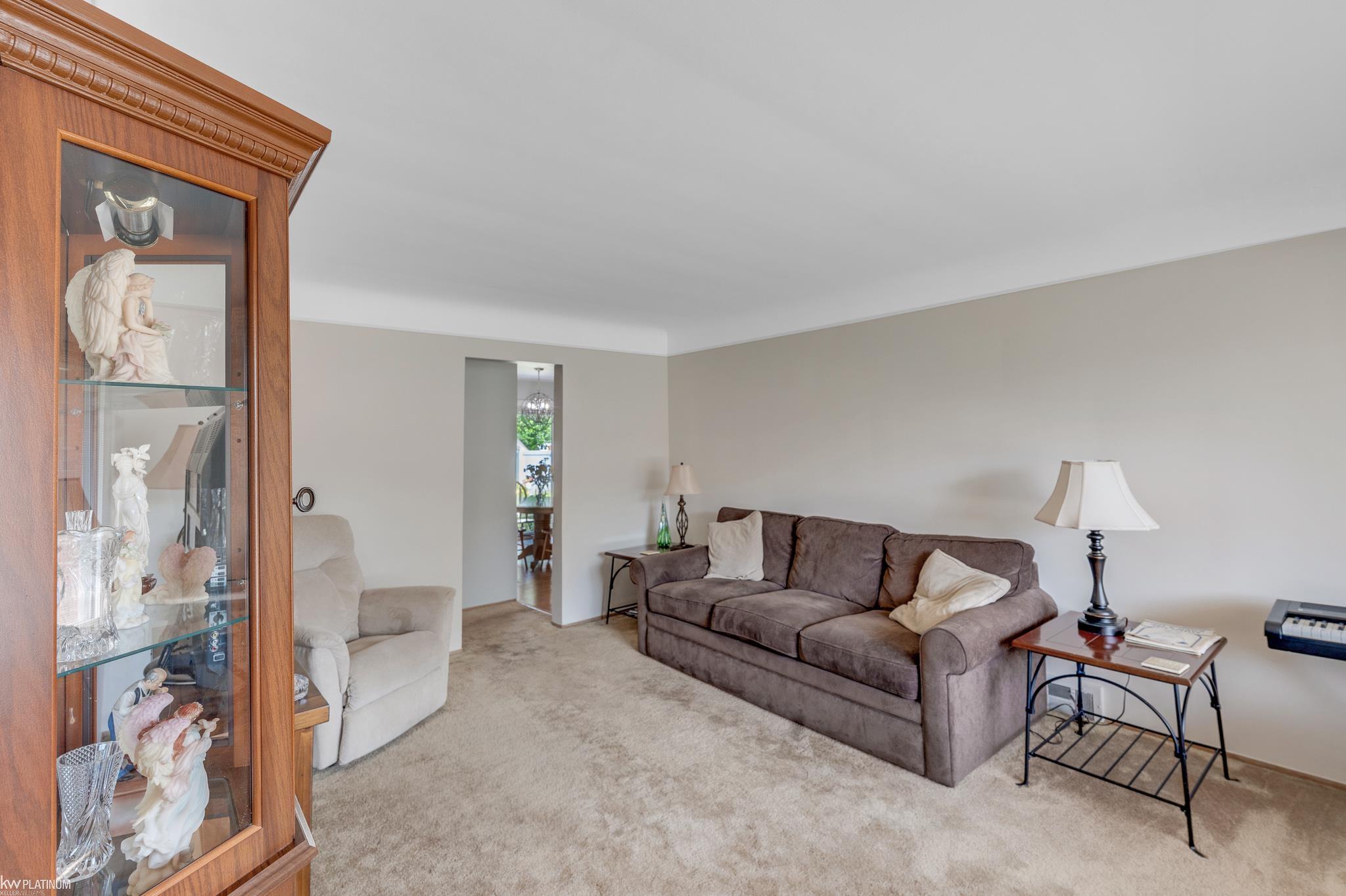 29345 Ridgefield Avenue Warren, MI 48088 - Photo 6 of 31