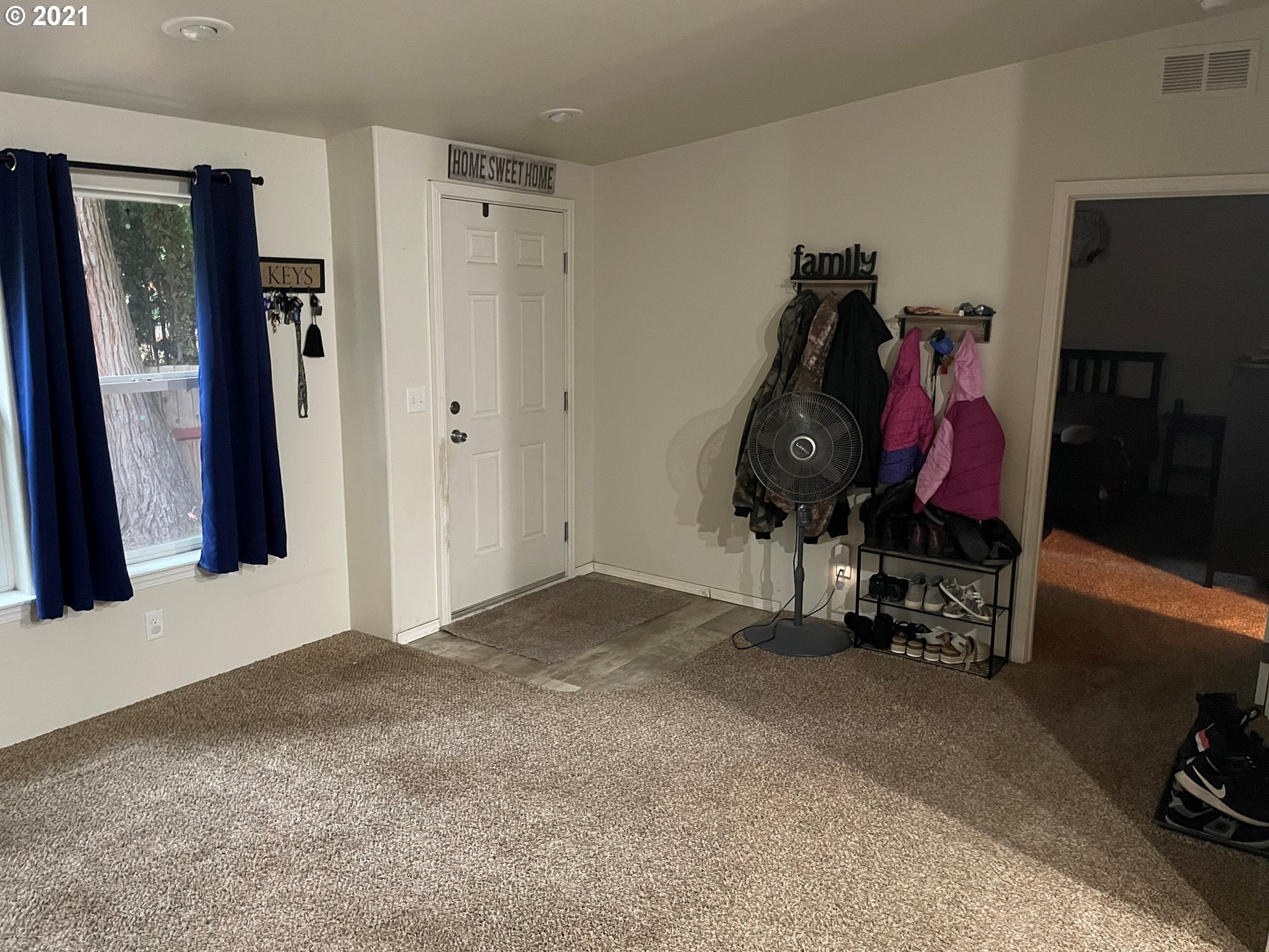 25570 East Welches Road Welches, OR 97067 - Photo 2 of 27 Gallery Image 2