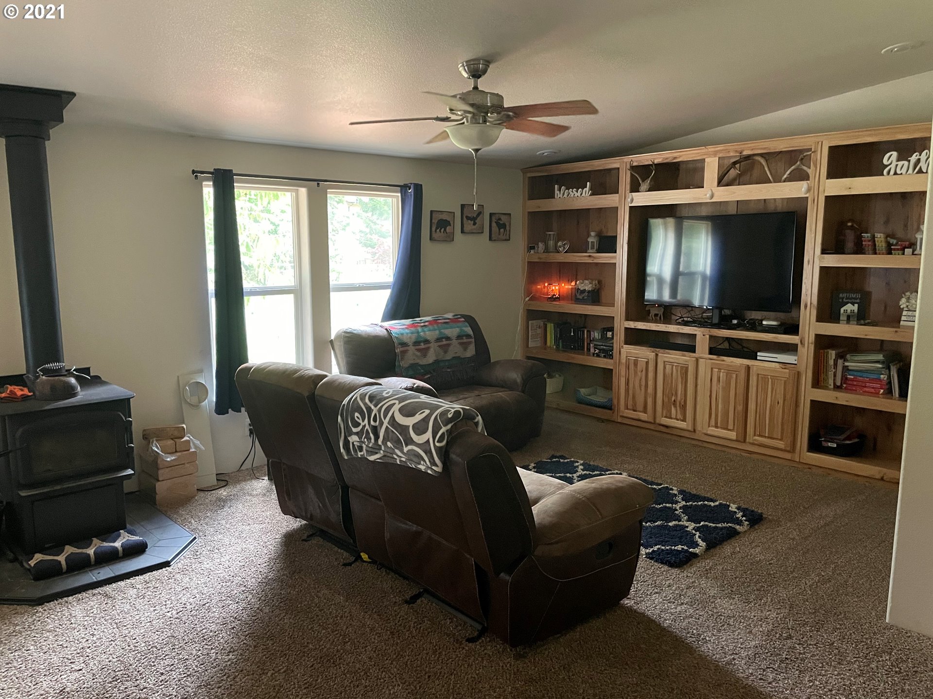 25570 East Welches Road Welches, OR 97067 - Photo 6 of 27 Gallery Image 6