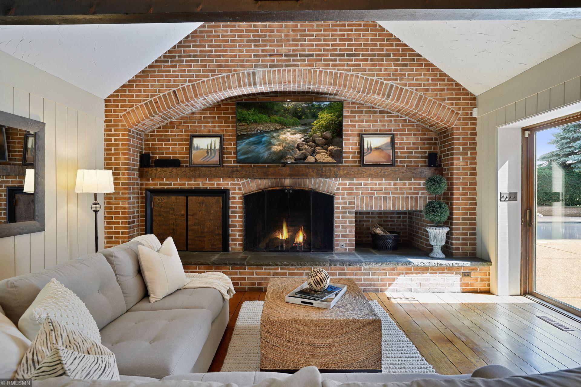 1150 Wyndmere Road Orono, MN 55391 - Photo 10 of 60