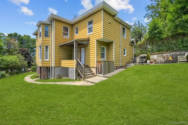 $2,100 | 119 High Street, Unit 1, Peekskill, NY 10566