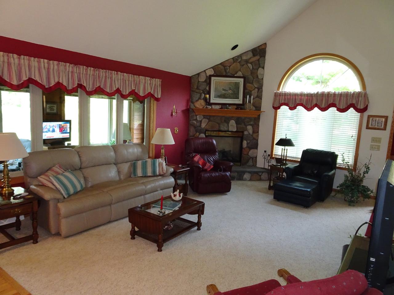 10029 Ridgewood Drive, Unit 3 Minocqua, WI 54548 - Photo 13 of 56 Gallery Image 13