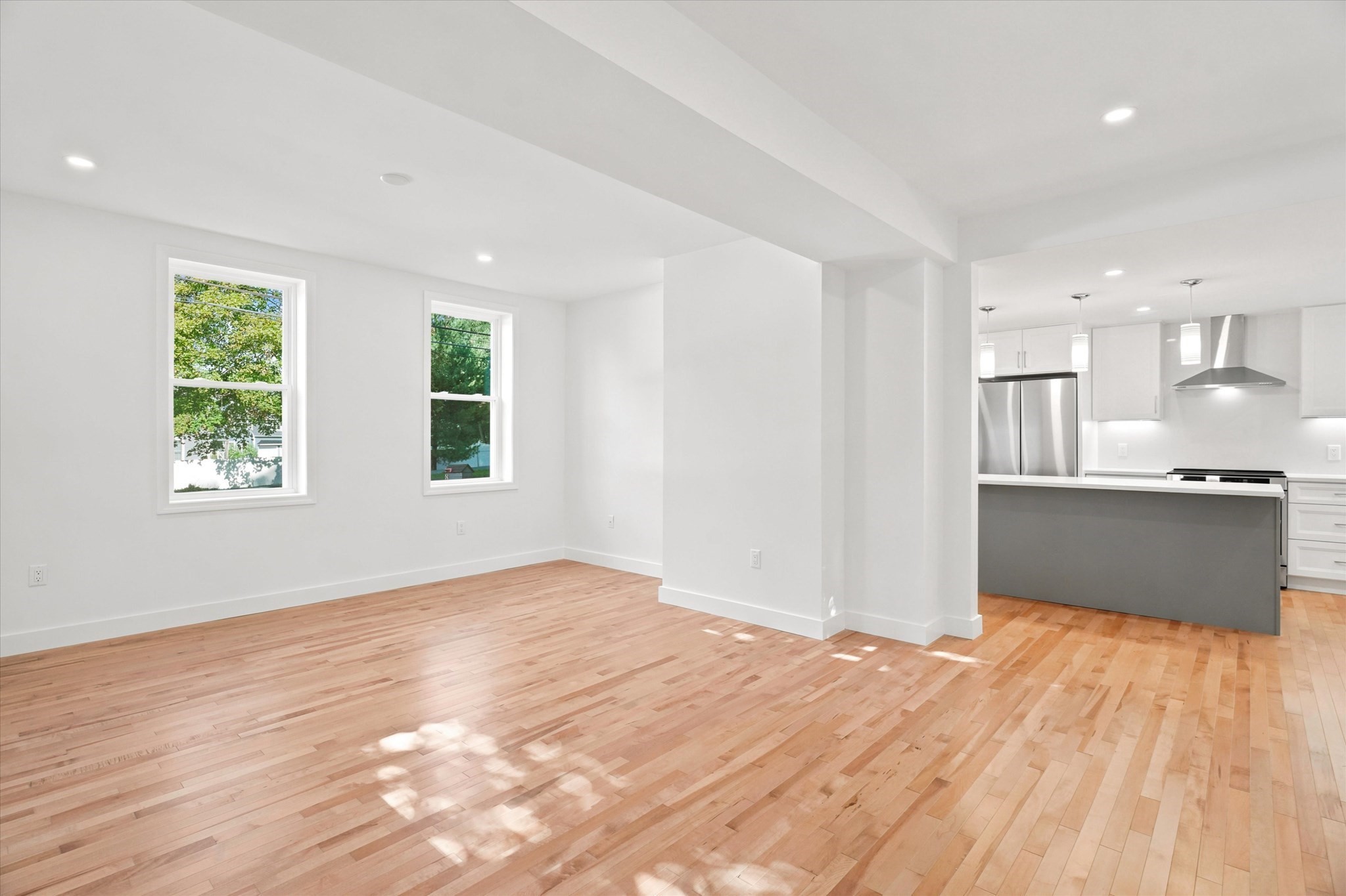 8 Wilmington Road Burlington, MA 01803 - Photo 7 of 42 Gallery Image 7