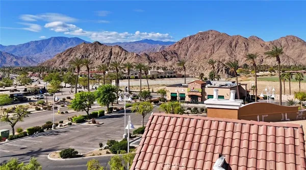 $284,999 | 45245 Seeley 17c Drive, Unit 17C, La Quinta, CA 92253