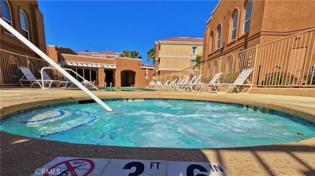 $299,999 | 45245 Seeley 17c Drive, Unit 17C, La Quinta, CA 92253