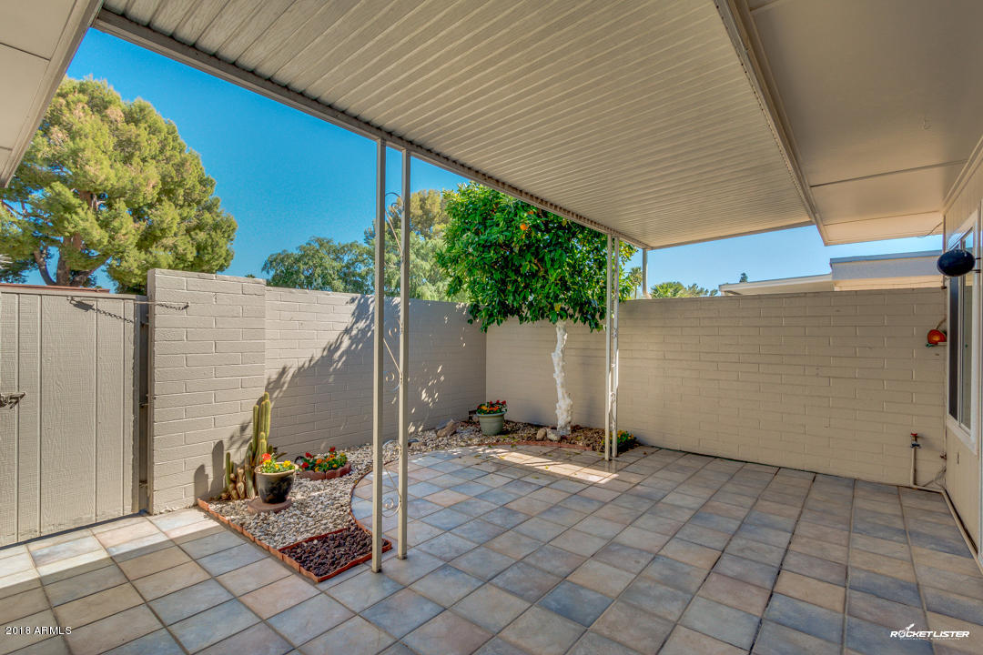 10020 West Royal Oak Road, Unit E Sun City, AZ 85351 - Photo 17 of 31 Rear Courtyard
