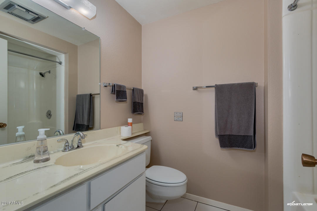 10020 West Royal Oak Road, Unit E Sun City, AZ 85351 - Photo 26 of 31 Hall Bath