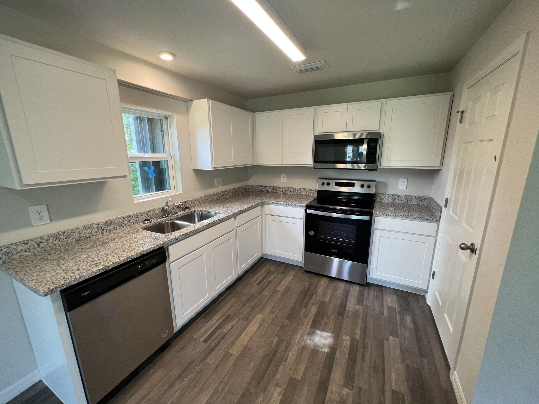 7602 Pensacola Road Fort Pierce, FL 34951 - Photo 2 of 10 20230622164911149741000000-o