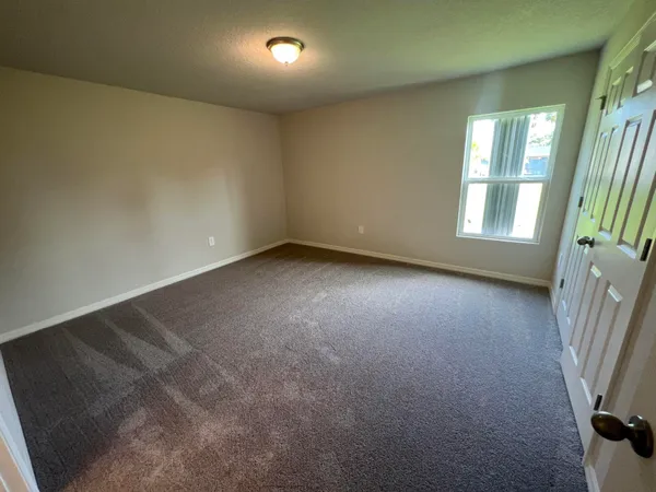 $2,400 | 7602 Pensacola Road, Fort Pierce, FL 34951