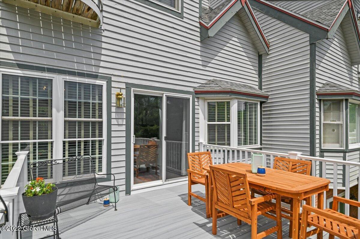 96 Kaydeross Park Road Saratoga Springs, NY 12866 - Photo 12 of 44 21-FJD_8976