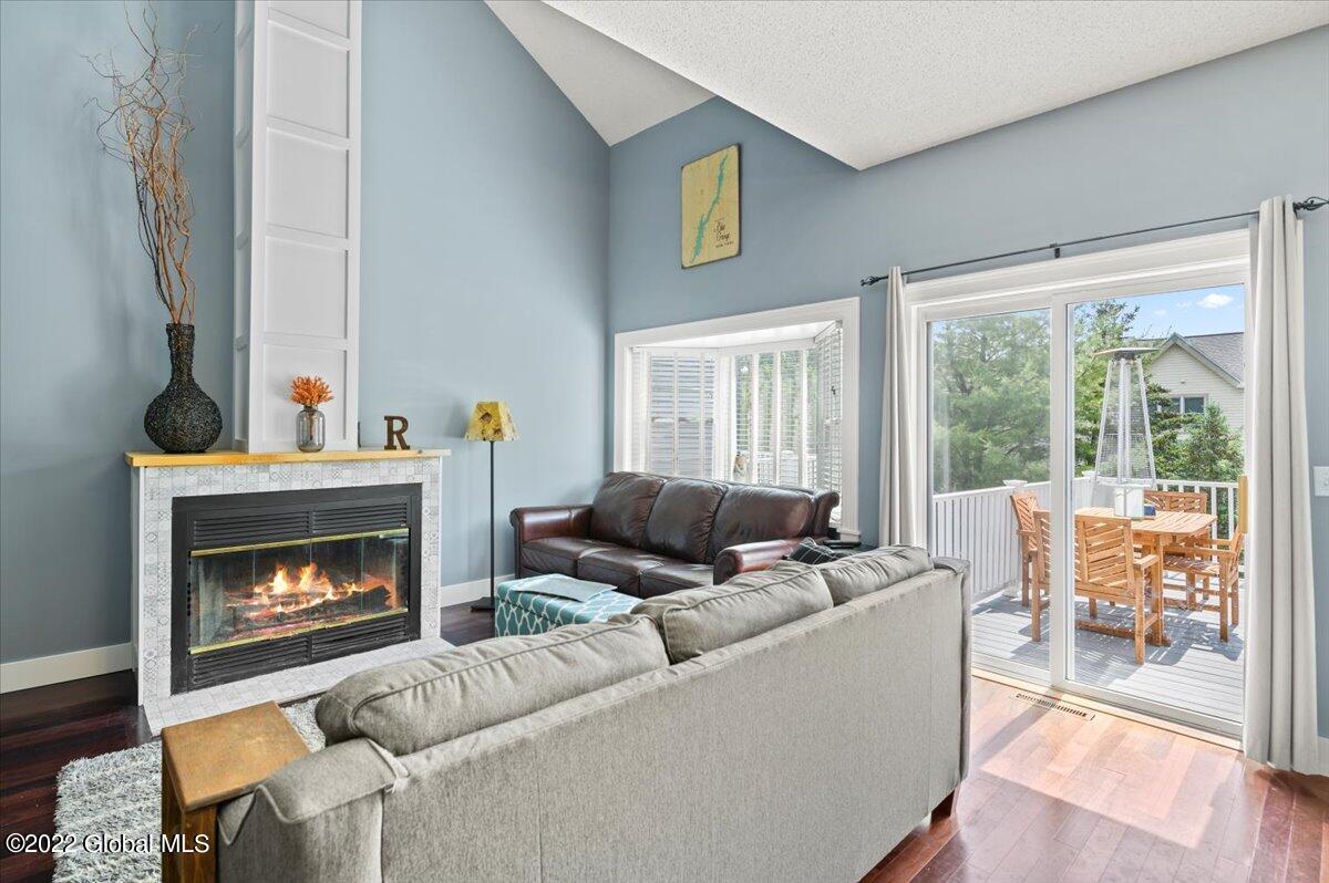 96 Kaydeross Park Road Saratoga Springs, NY 12866 - Photo 4 of 44 02-FJD_8920