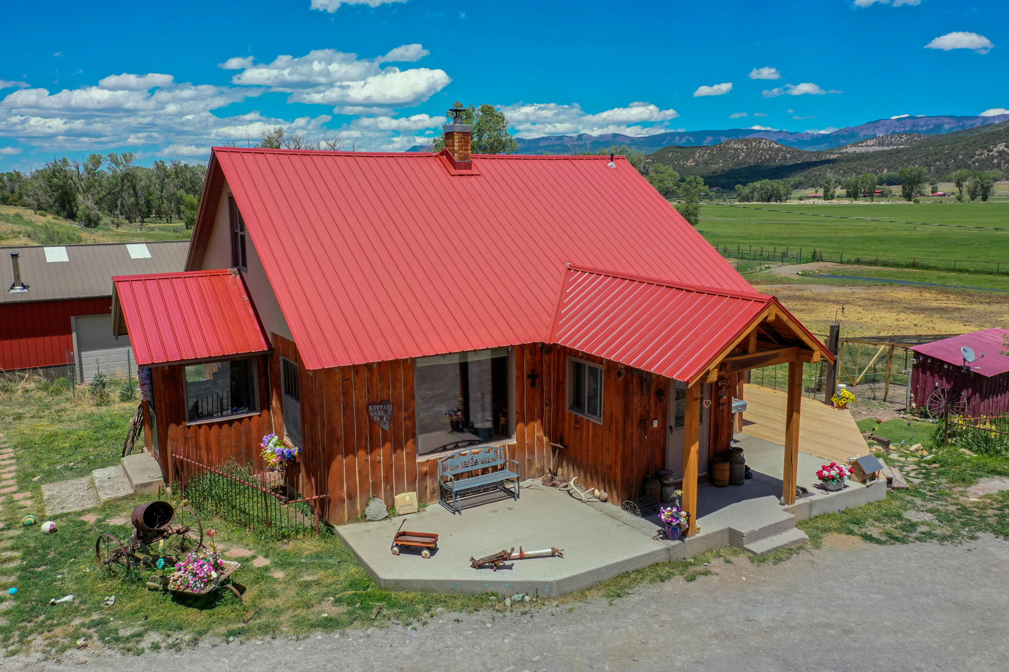 5276 County Road 23 Ridgway, CO 81432 - Photo 18 of 33 a view of a house with a yard