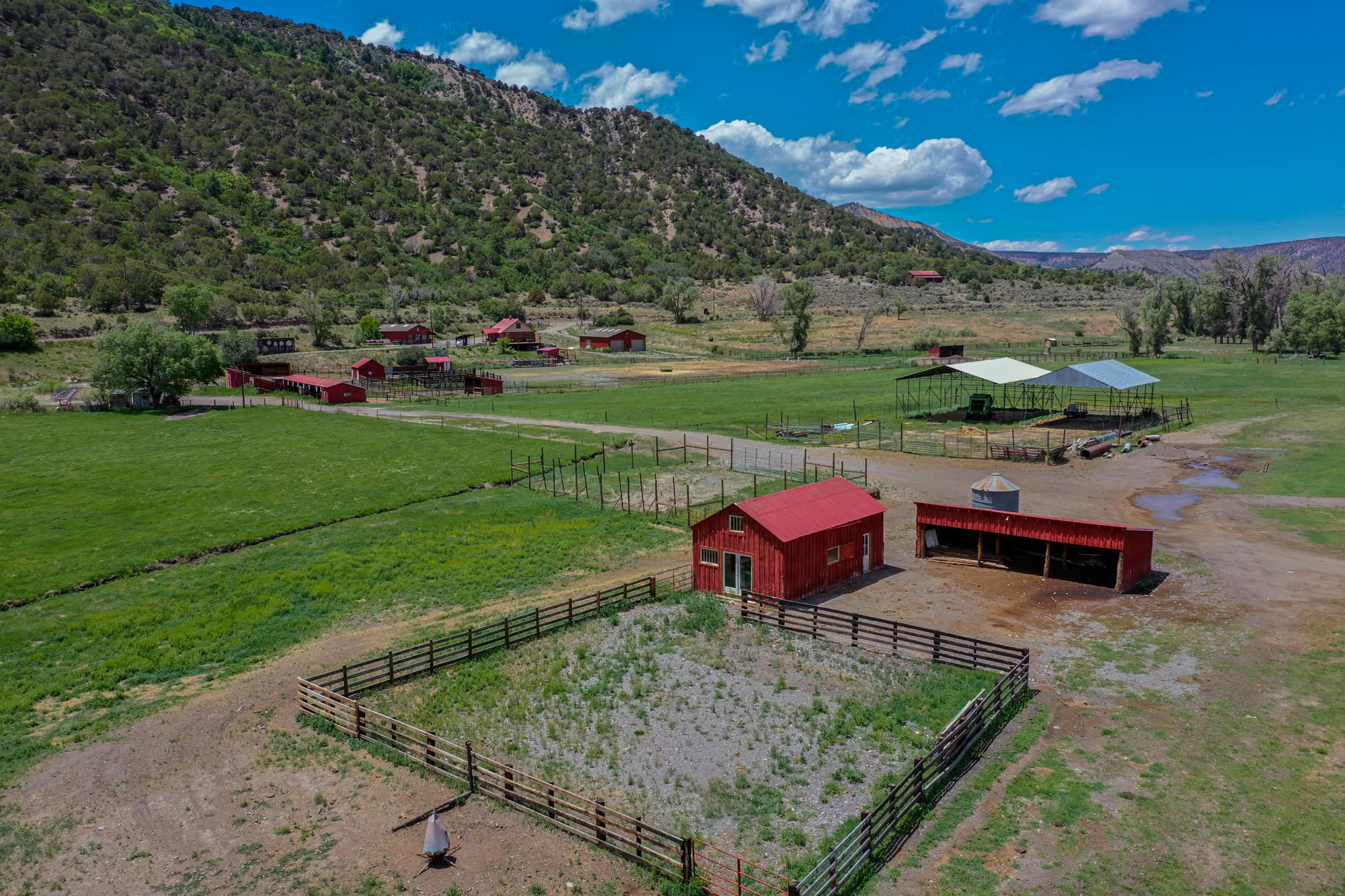 5276 County Road 23 Ridgway, CO 81432 - Photo 24 of 33 a view of a backyard with sitting area